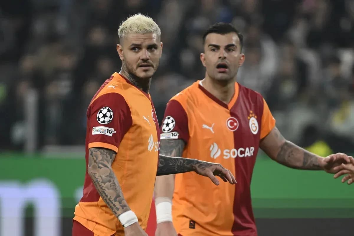 Two Galatasaray players during a match moment