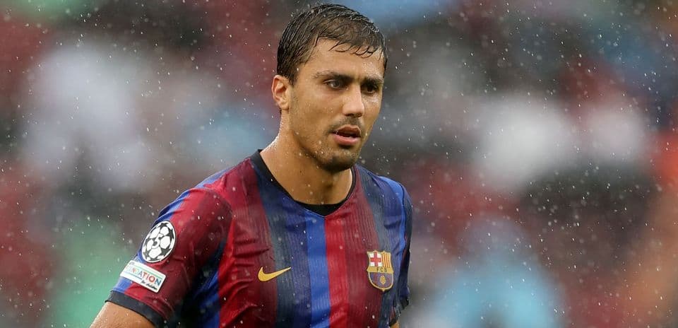Barcelona's Rodri Apologizes After 'Weak' Comment on Valencia Caught on Camera