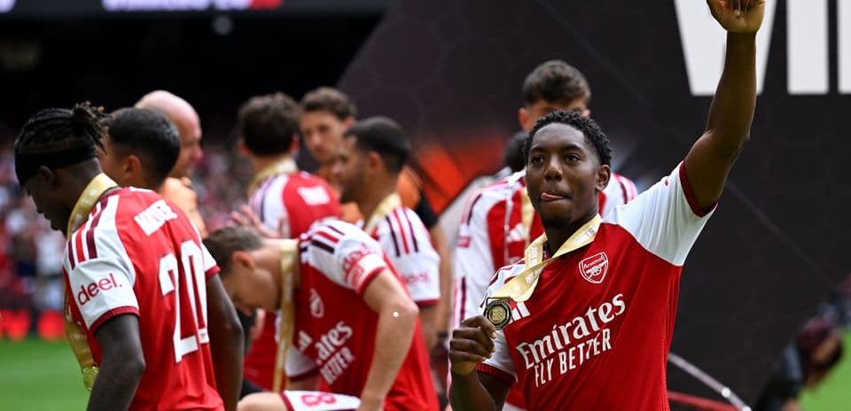 Alan Pardew Says Arsenal Stand Out After Community Shield Win