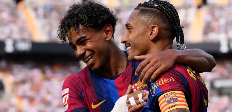 Raphinha Matches Messi’s Record as Barcelona Crush Valencia 5-0 with Yamal’s Brace