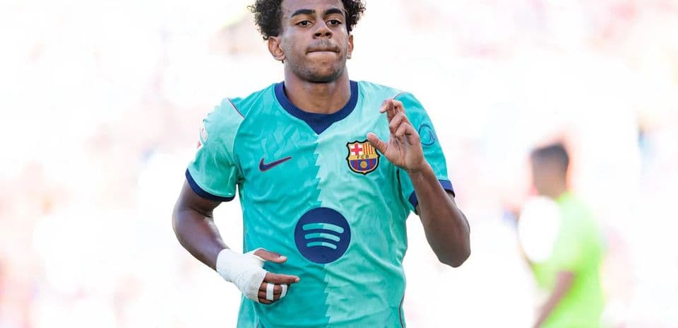 Lamine Yamal Embraces Barcelona's Drive for Champions League Glory