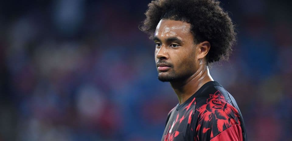 Everton Make Last-Minute Loan Offer for Manchester United Striker Joshua Zirkzee