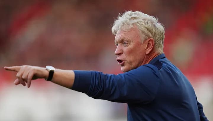 Everton Targets Man United's Ethan Wheatley as PSG Eyes Ajax's Mika Godts