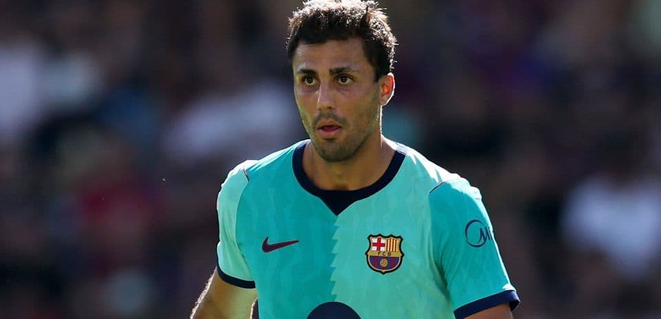 Rodri Shares Details of Private Call with Mourinho After Choosing Barcelona Over Real Madrid