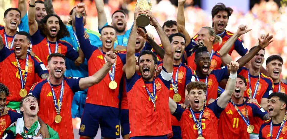 Spain Fans Celebrate World Cup Triumph Across Streets and Stadiums