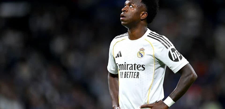 Real Madrid Offers Vinicius Junior a New Contract as Talks Resume
