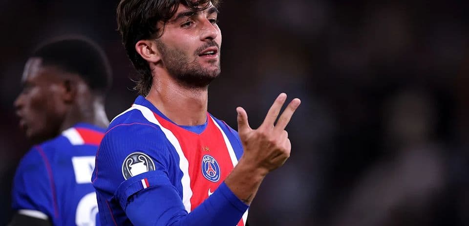 Ferran Torres Scores Hat Trick as PSG Dominates; Barcelona, Liverpool, Arsenal Win in Champions League Openers
