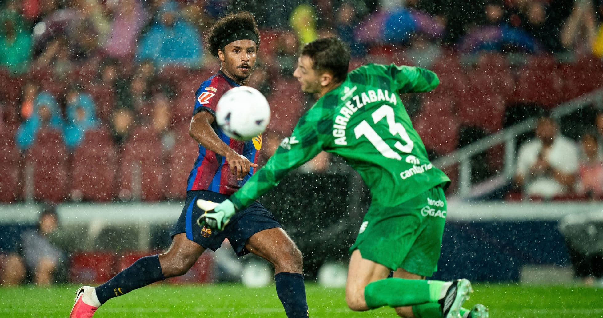 Hansi Flick Leads Barcelona to Record-Breaking Seven Wins in a Row