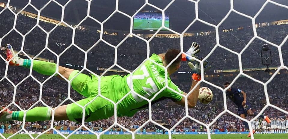 Mastering Penalty Shootouts: Preparation, Strategies & Common Misconceptions