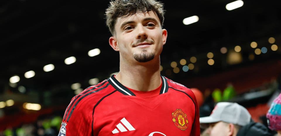 Sydney FC Signs Manchester United Talent James Overy as He Pursues Socceroos Dream