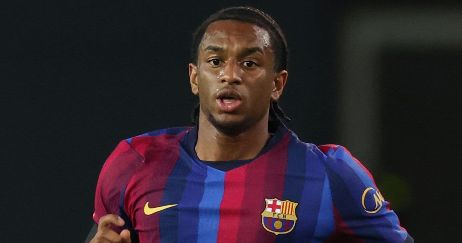 Manchester United Make Last-Minute Push for Barcelona's Alejandro Balde on Transfer Deadline Day
