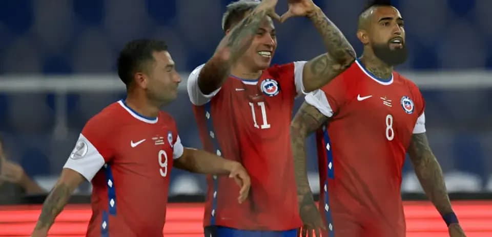 Top 10 Greatest Chilean Footballers Ranked by Achievements
