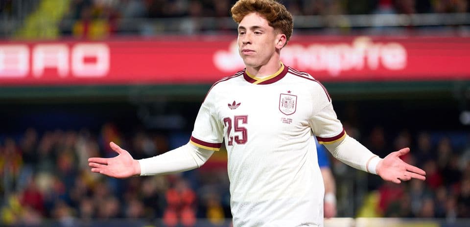 Liverpool Secure £34m Victor Munoz Signing Ahead of Newcastle in Transfer Race