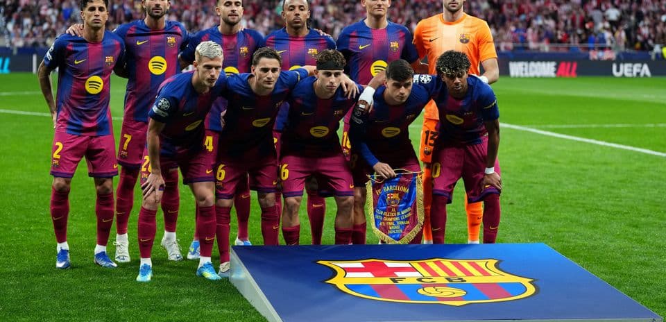 Barcelona Defender Jules Koundé Faces Crucial Choice as Tottenham Offers €65 Million