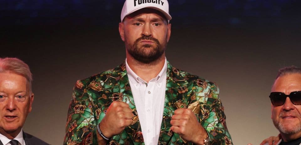 Tyson Fury Plans to Invite Donald Trump for Anthony Joshua Fight