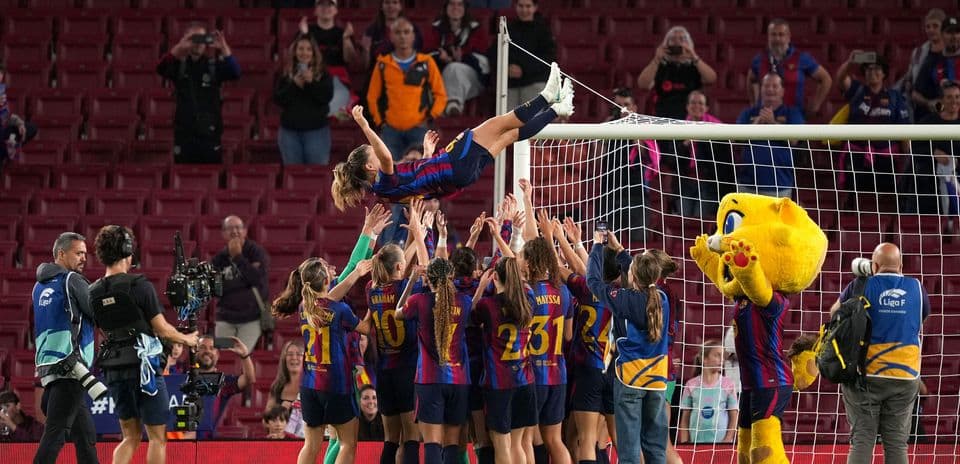 Claudia Pina's Four Goals Power Barcelona to 7-0 Victory Over Real Madrid in El Clasico
