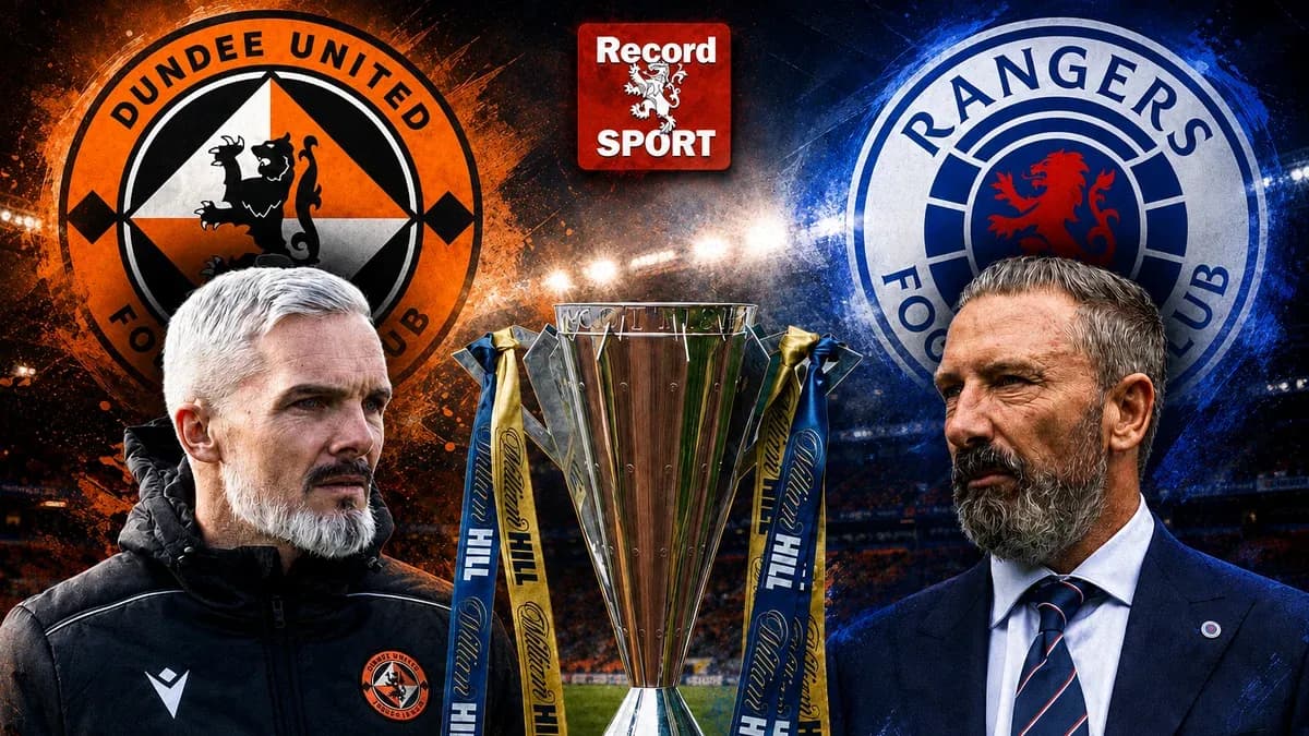 Managers of Dundee United and Rangers with trophy Managers of Dundee United and Rangers with trophy
