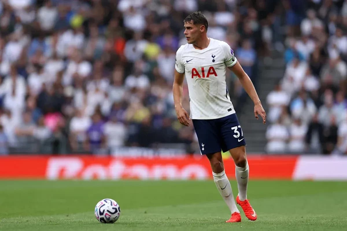 Player in Tottenham kit during a match Player in Tottenham kit during a match