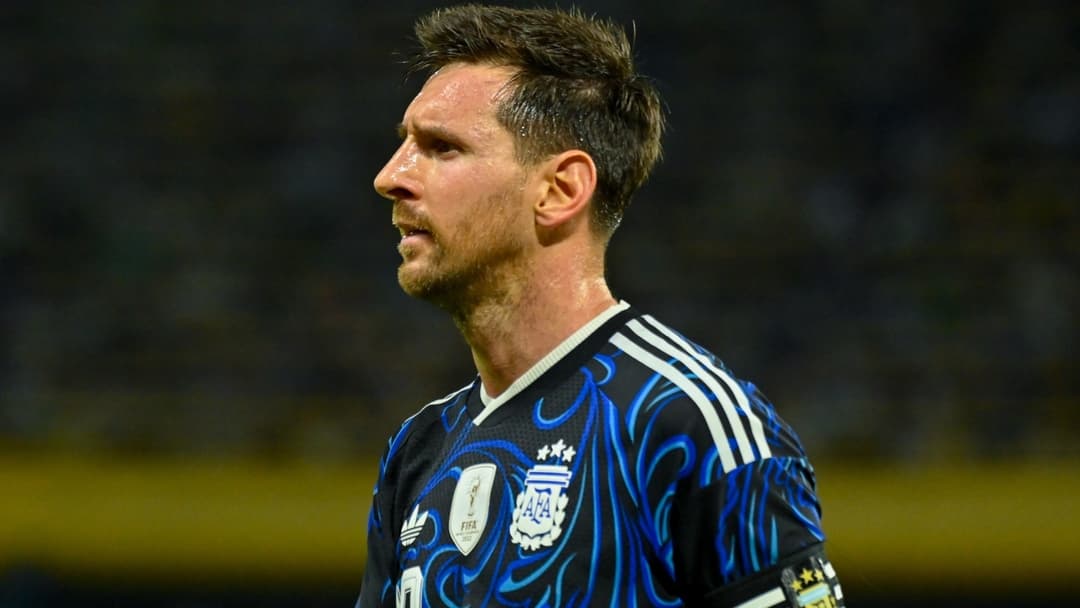 Player in Argentina jersey during a match Player in Argentina jersey during a match