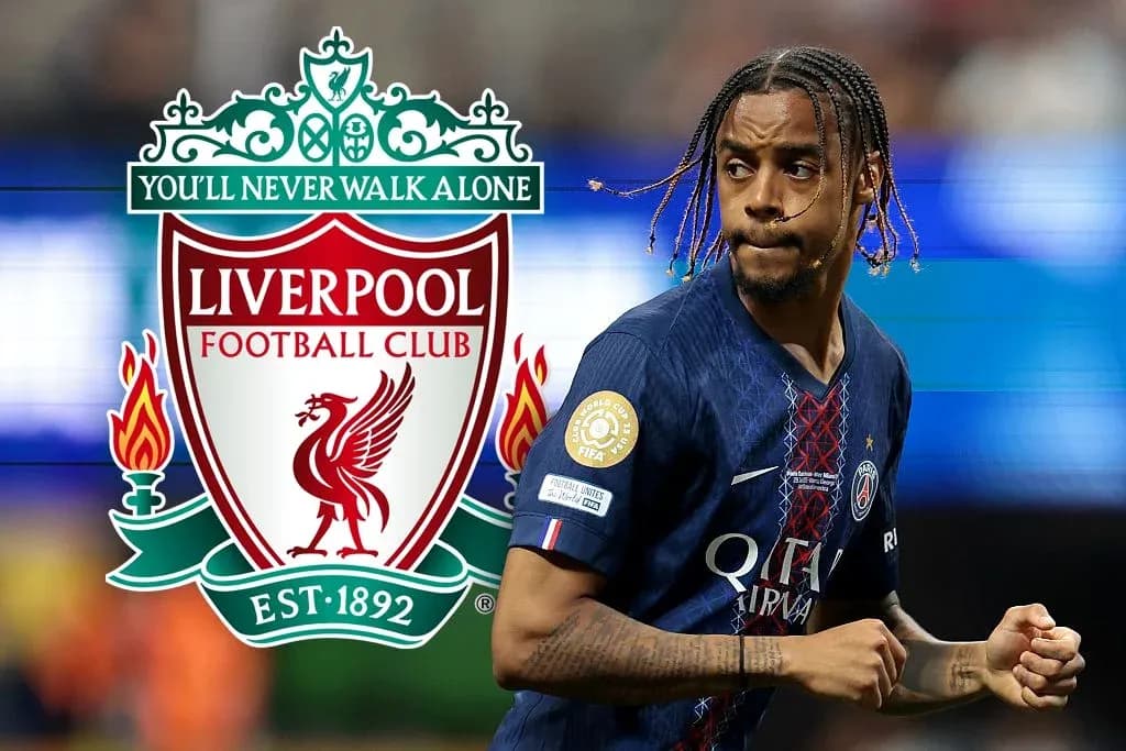 Player in PSG kit with Liverpool logo background Player in PSG kit with Liverpool logo background