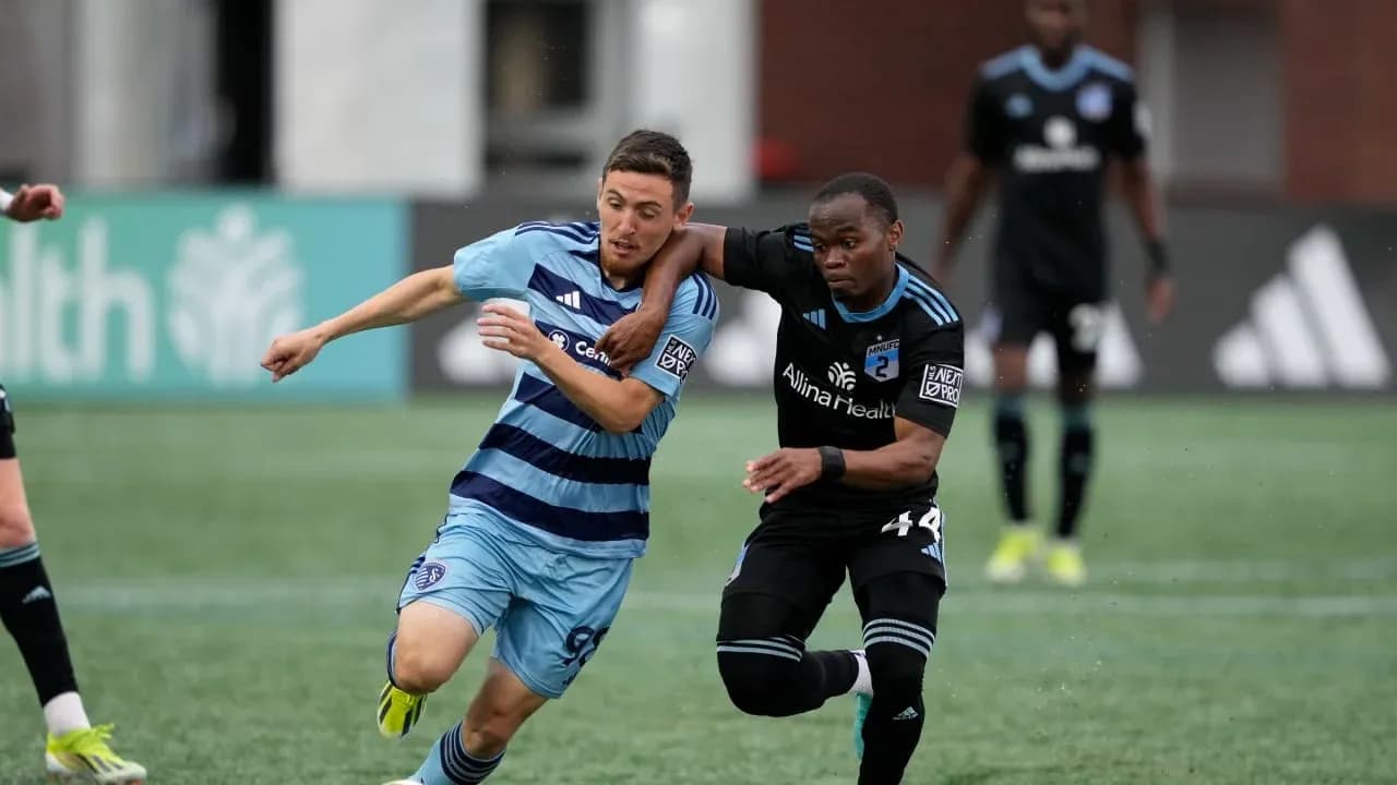 Players competing during Sporting KC II vs Minnesota United II Players competing during Sporting KC II vs Minnesota United II