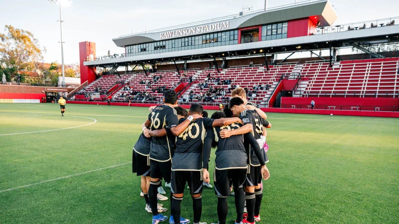 Los Angeles FC II players huddling together Los Angeles FC II players huddling together