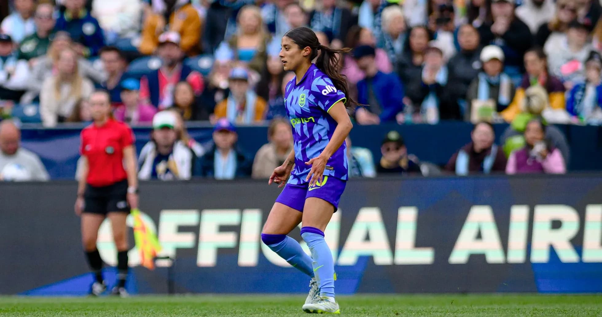 Seattle Reign FC player during NWSL match Seattle Reign FC player during NWSL match