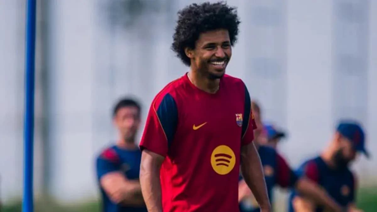 Player smiling during FC Barcelona training session Player smiling during FC Barcelona training session