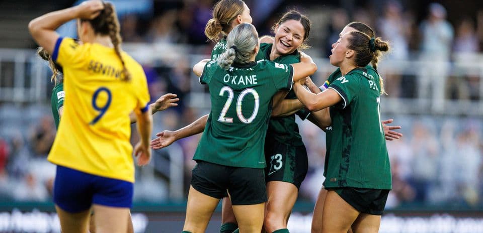 Players celebrating goal during Utah Royals match Players celebrating goal during Utah Royals match