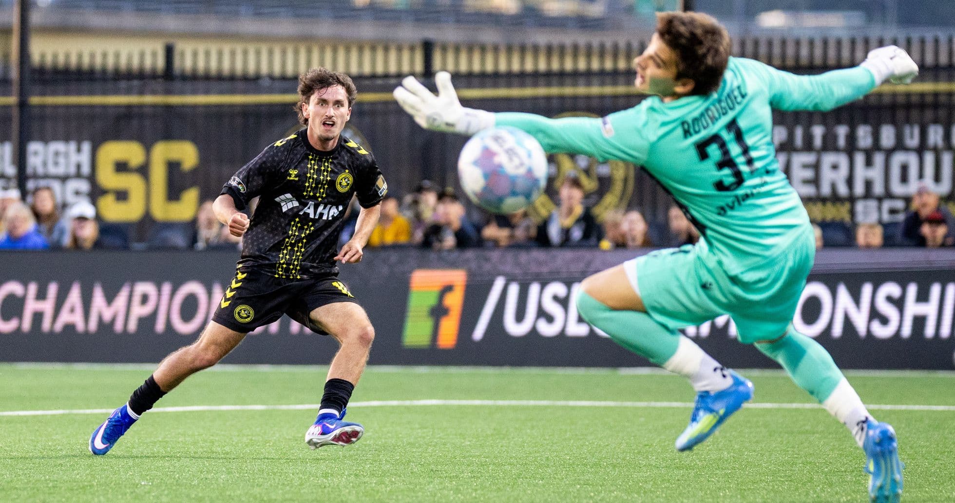 Pittsburgh Riverhounds player attempts to score Pittsburgh Riverhounds player attempts to score