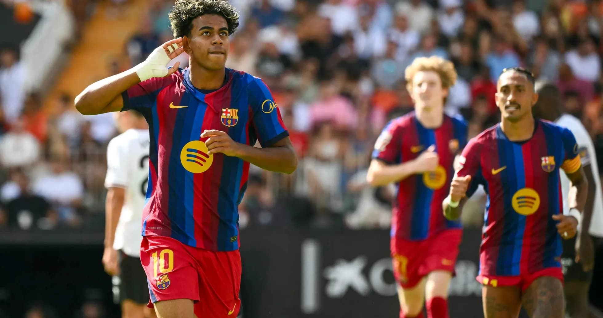 Barcelona players celebrating during La Liga match Barcelona players celebrating during La Liga match