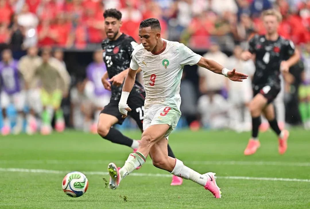 Moroccan player shooting the ball during match Moroccan player shooting the ball during match