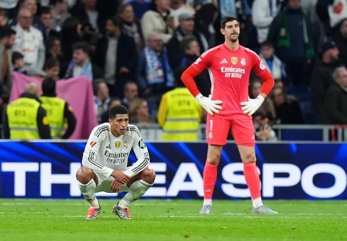 Real Madrid players on field after match conclusion Real Madrid players on field after match conclusion