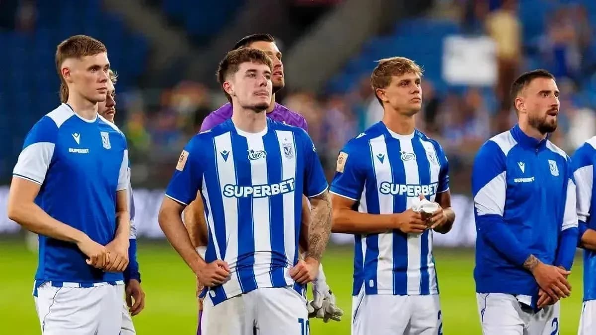 Lech Poznan players during UEFA Europa League match Lech Poznan players during UEFA Europa League match