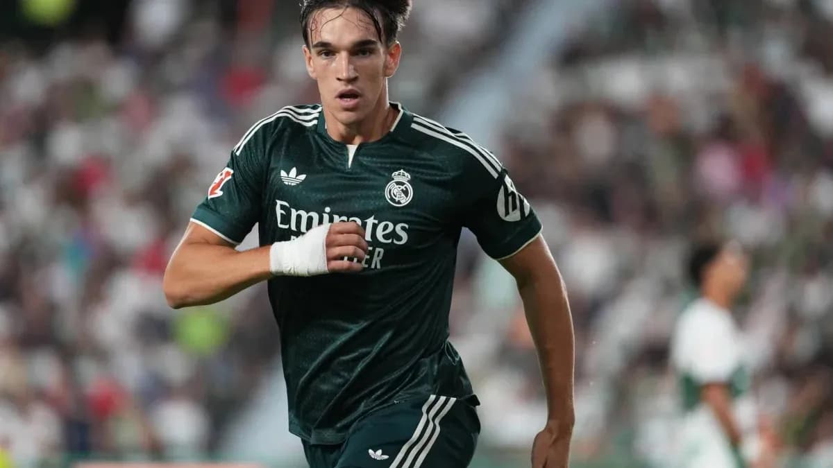 Player running in green Real Madrid jersey during match Player running in green Real Madrid jersey during match