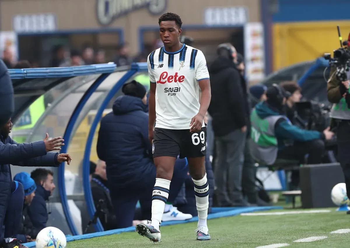 Player walking past the bench during match Player walking past the bench during match