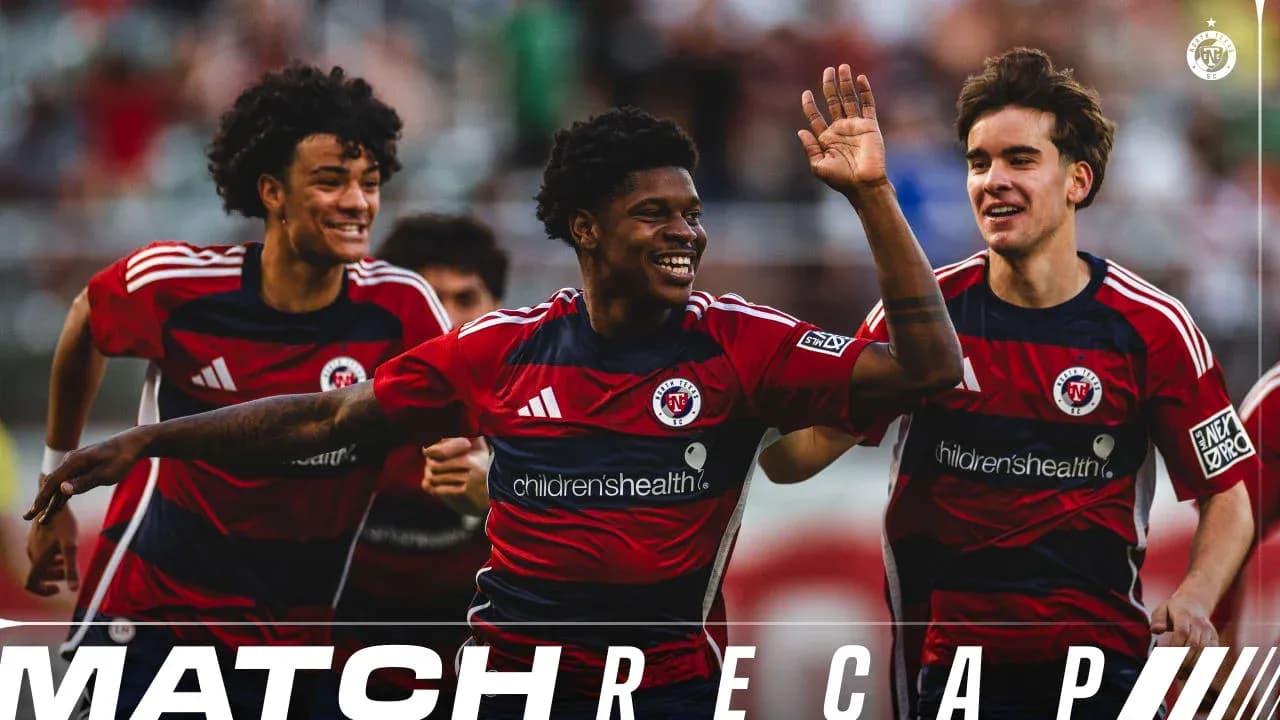 Players celebrating during Town vs North Texas match Players celebrating during Town vs North Texas match