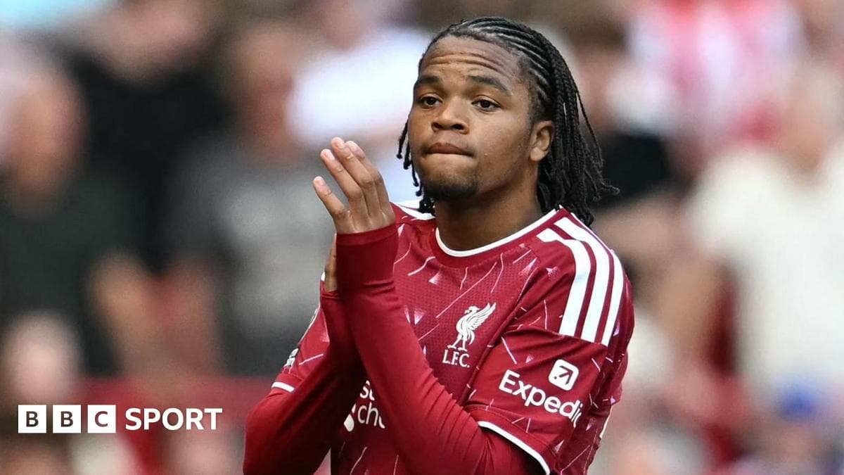 Player in Liverpool kit applauding the crowd Player in Liverpool kit applauding the crowd