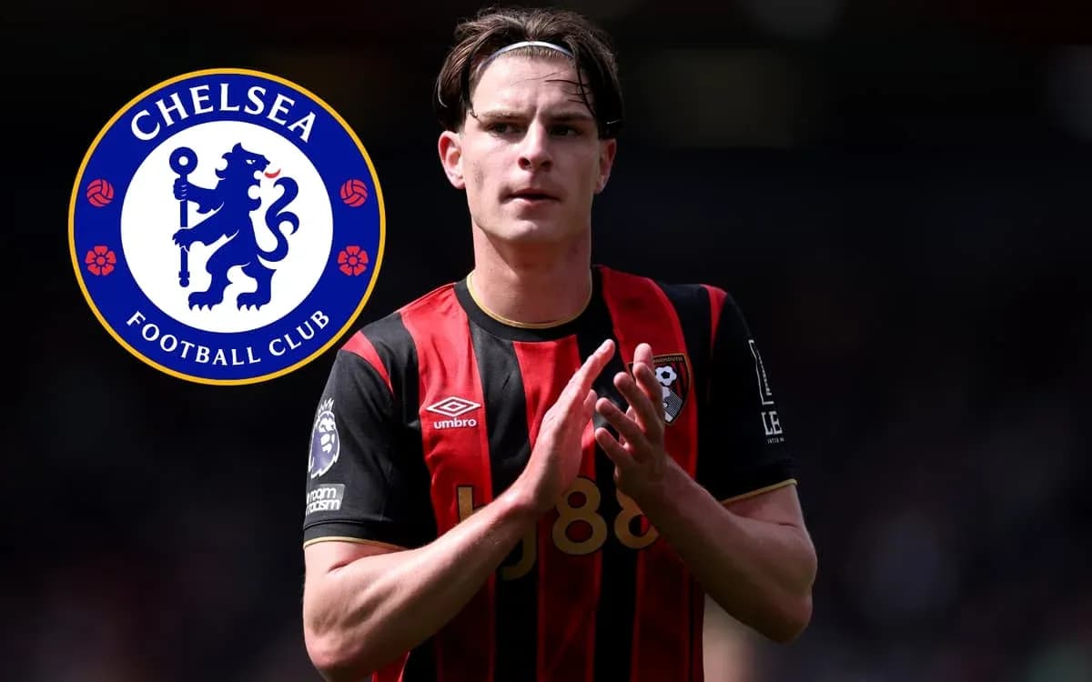 Player applauding while wearing Bournemouth jersey Player applauding while wearing Bournemouth jersey