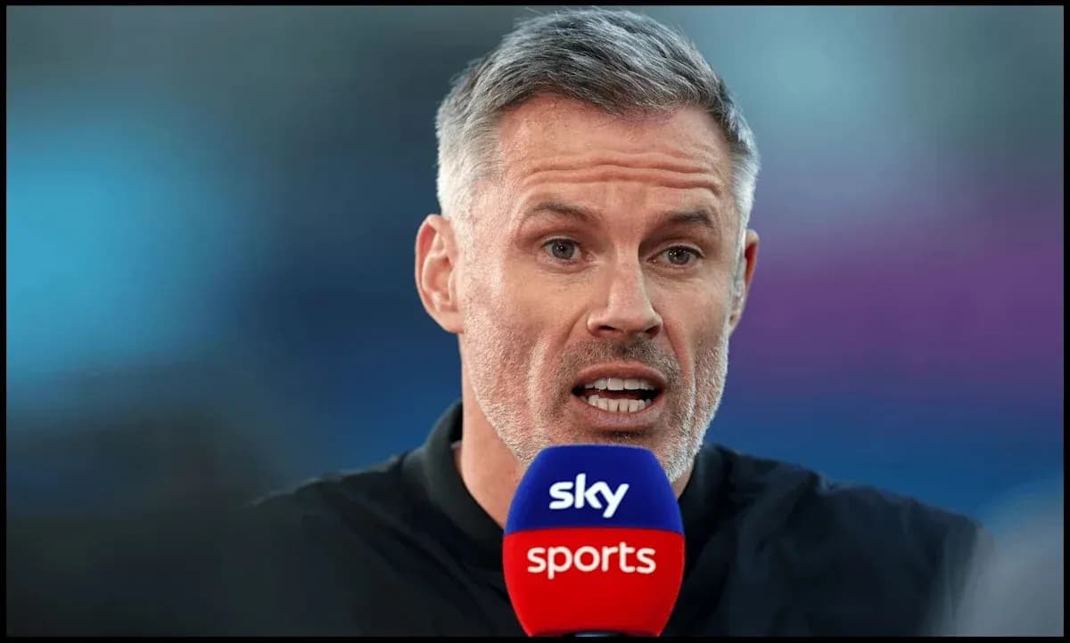 Sports analyst speaking into microphone during broadcast Sports analyst speaking into microphone during broadcast