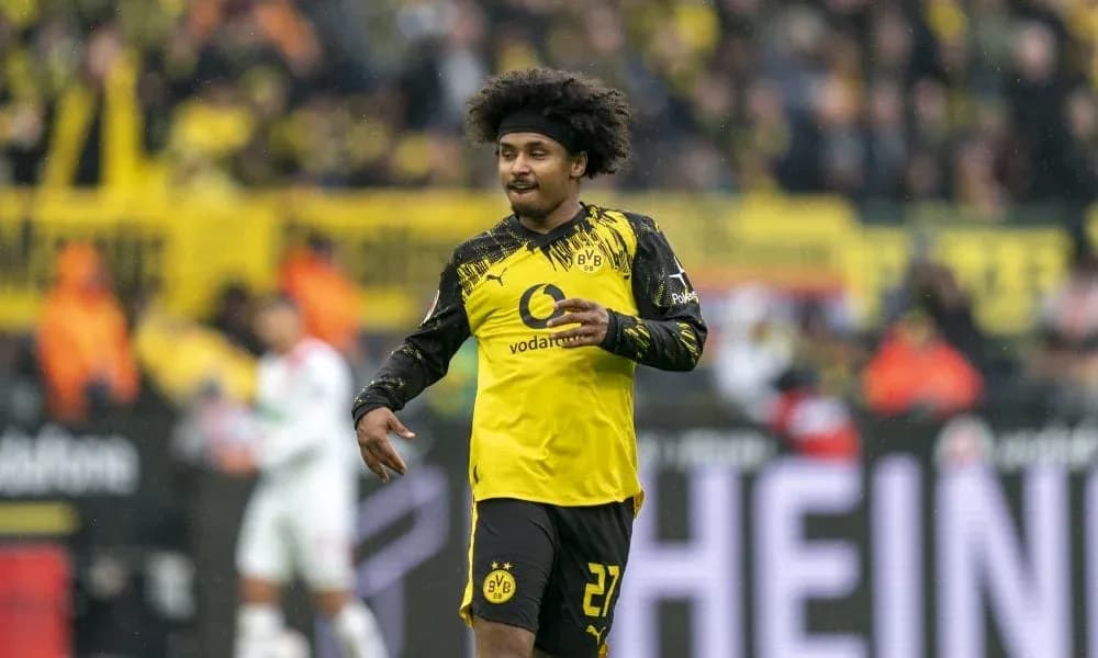 Player celebrating during Borussia Dortmund match Player celebrating during Borussia Dortmund match