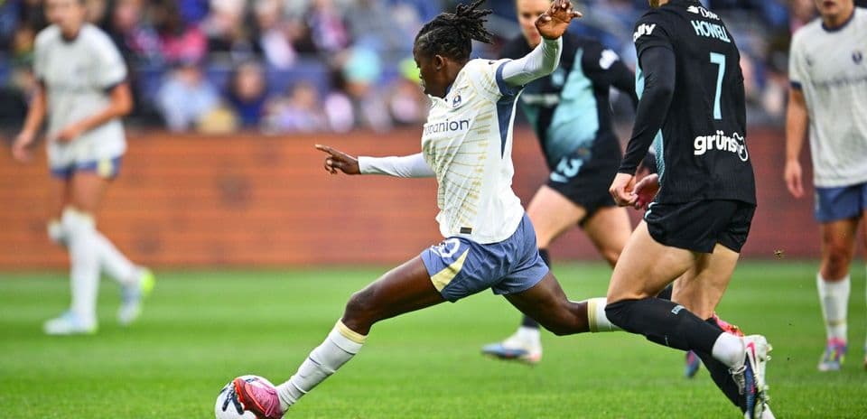 Player kicking ball during Seattle Reign match Player kicking ball during Seattle Reign match