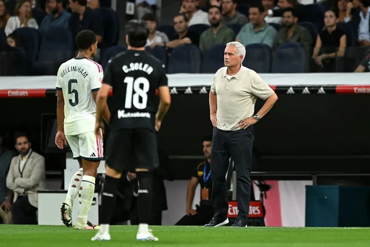Bellingham and Soler on pitch, Mourinho observing Bellingham and Soler on pitch, Mourinho observing