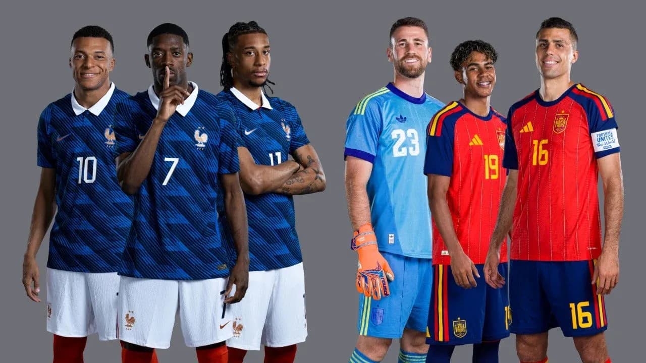 Players from France and Spain posing together Players from France and Spain posing together