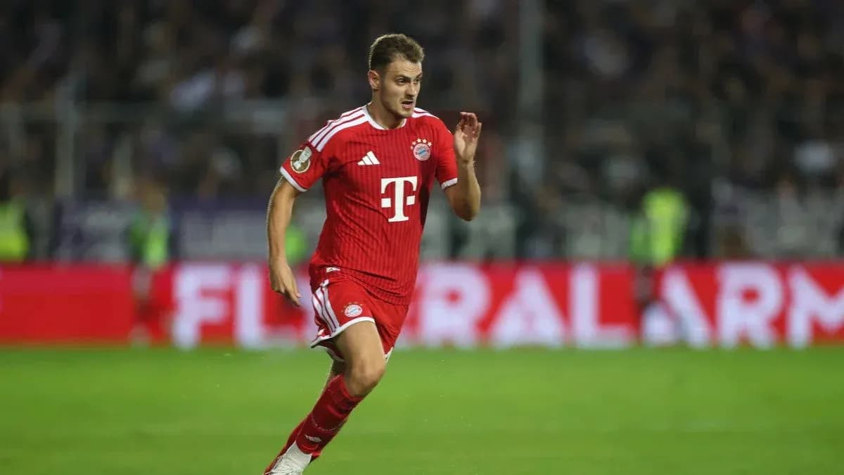 Player running with the ball during match Player running with the ball during match