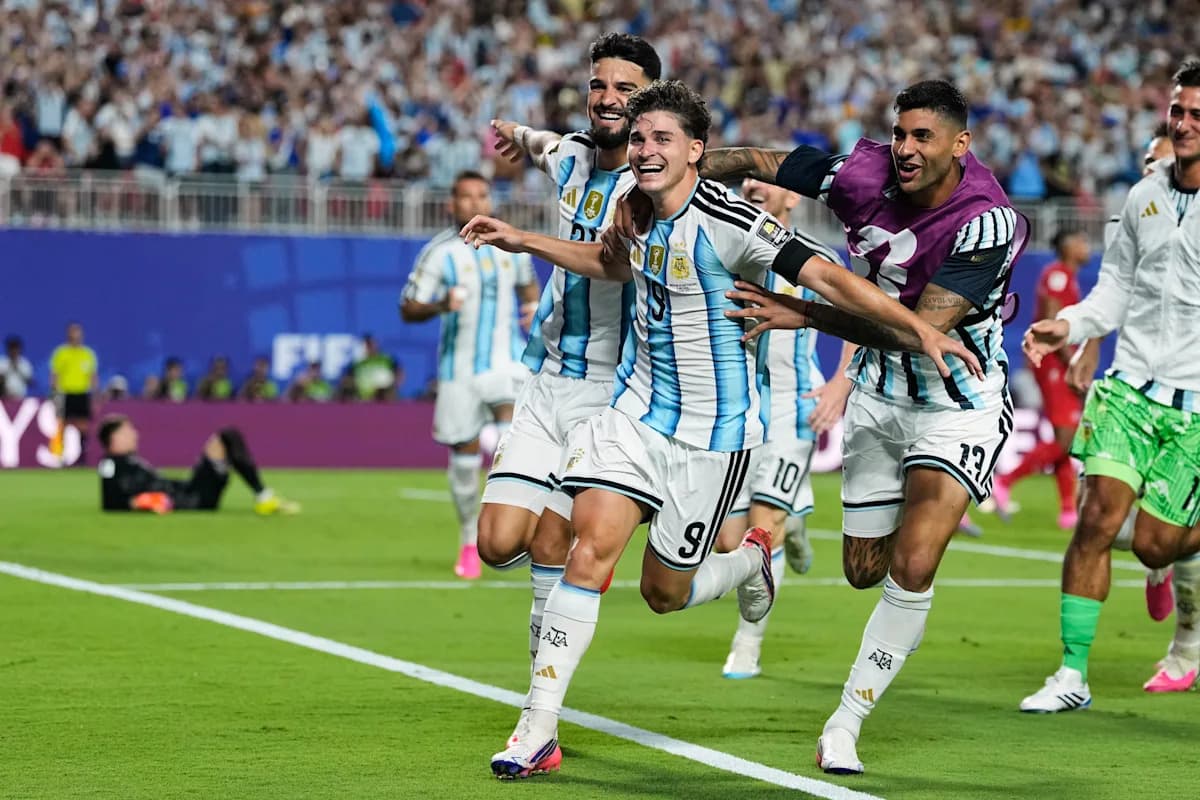 Julián Álvarez’s Stunning Extra-Time Goal Sends Argentina Past Switzerland in World Cup Quarterfinals Julián Álvarez’s Stunning Extra-Time Goal Sends Argentina Past Switzerland in World Cup Quarterfinals