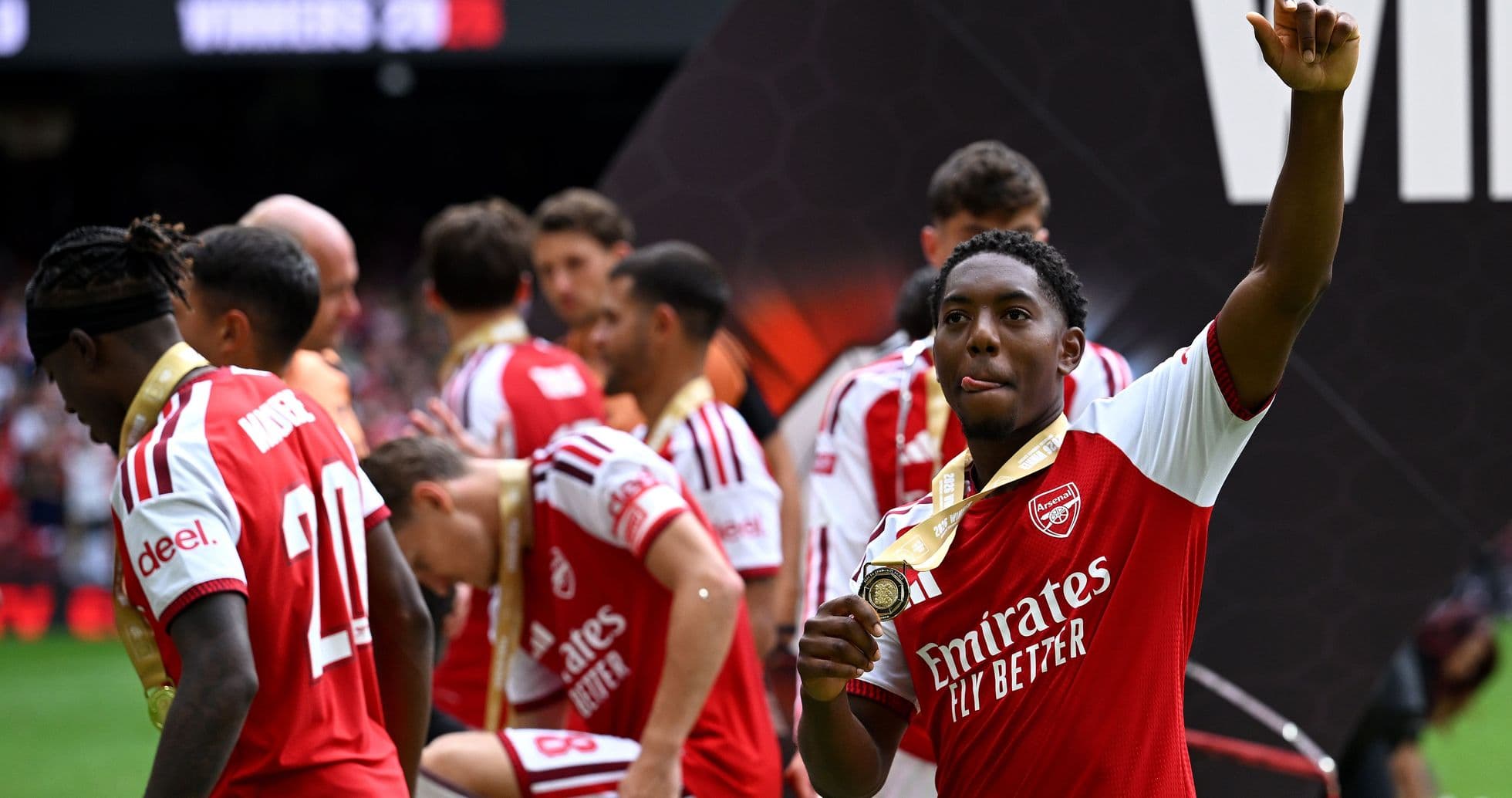 Alan Pardew Says Arsenal Stand Out After Community Shield Win Alan Pardew Says Arsenal Stand Out After Community Shield Win