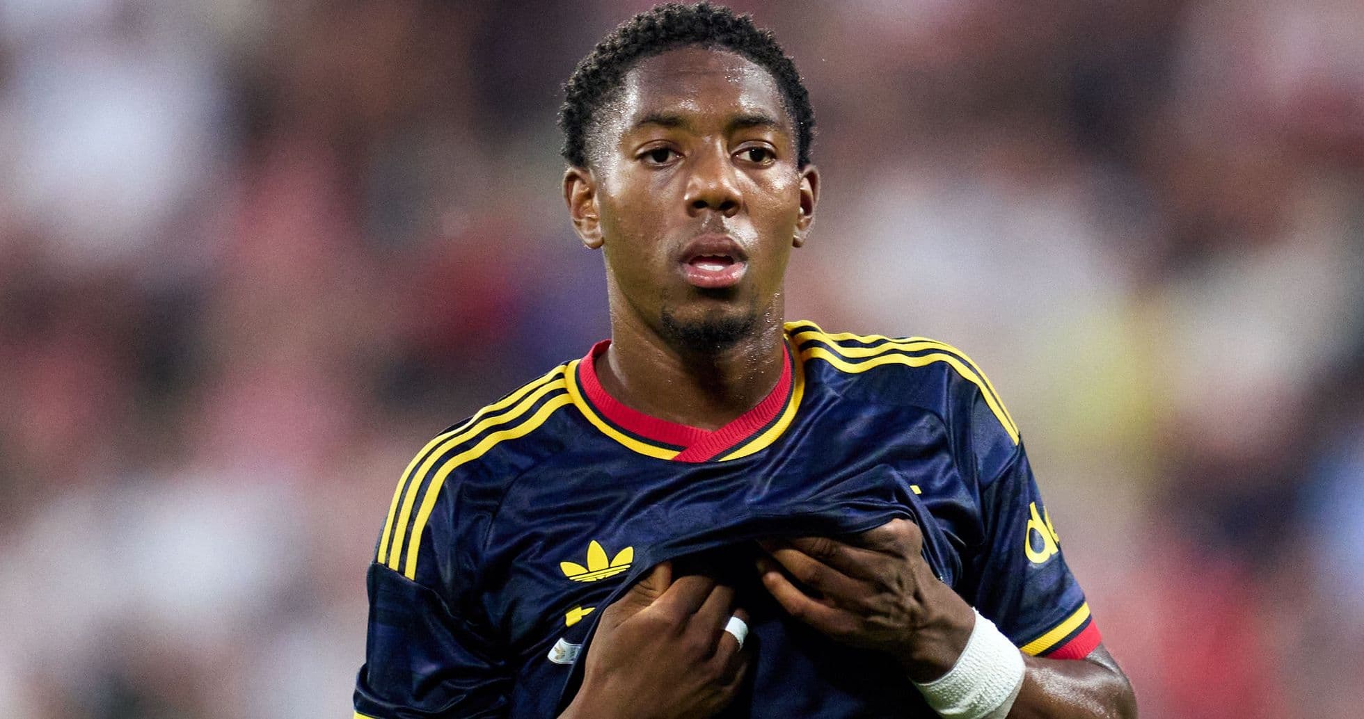 Liverpool Advised to Intervene in Man Utd and Chelsea Pursuit of Arsenal's Myles Lewis-Skelly Liverpool Advised to Intervene in Man Utd and Chelsea Pursuit of Arsenal's Myles Lewis-Skelly