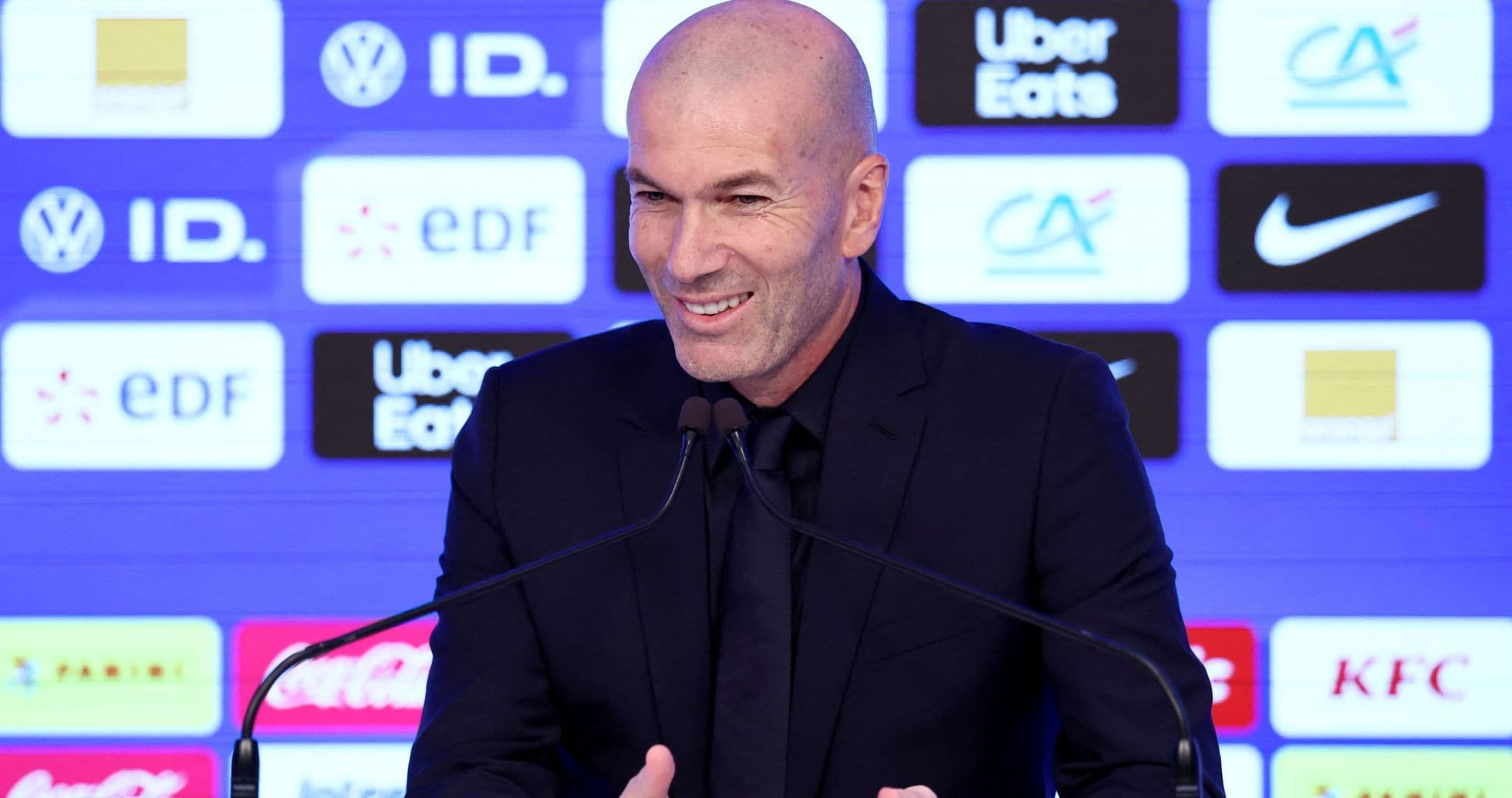 Raphael Varane Shares Insights on Zinedine Zidane's Vision for France National Team Raphael Varane Shares Insights on Zinedine Zidane's Vision for France National Team