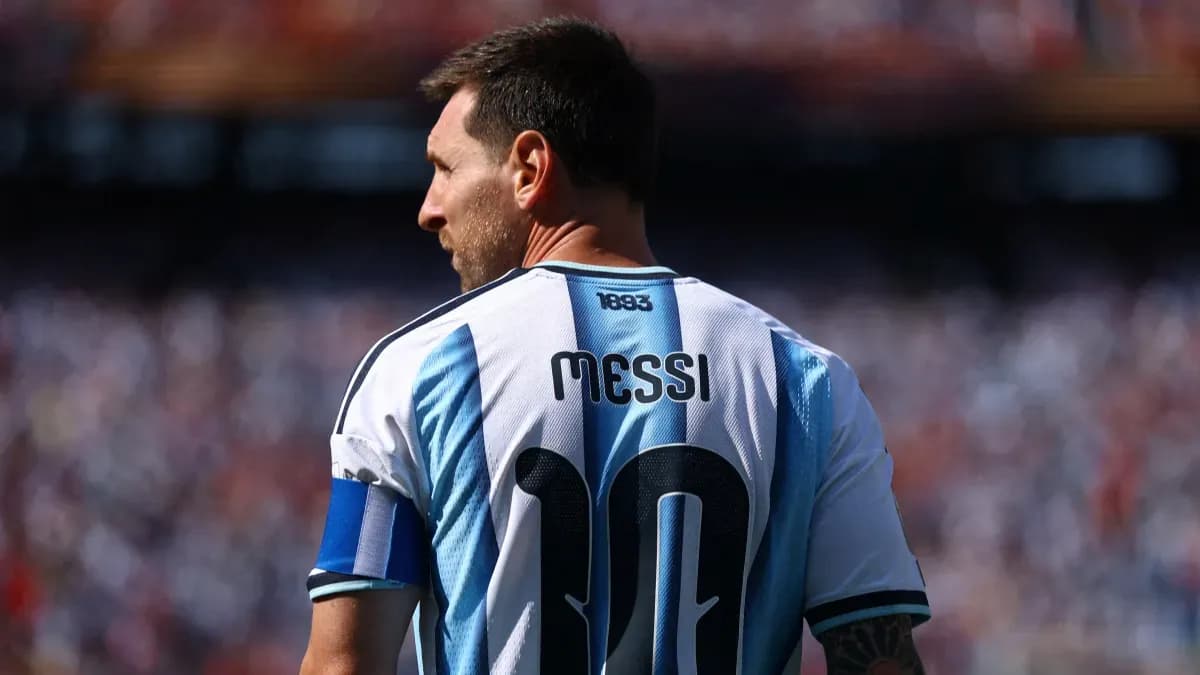 Argentina's World Cup Exit Casts a Shadow Over Lionel Messi's Farewell Argentina's World Cup Exit Casts a Shadow Over Lionel Messi's Farewell